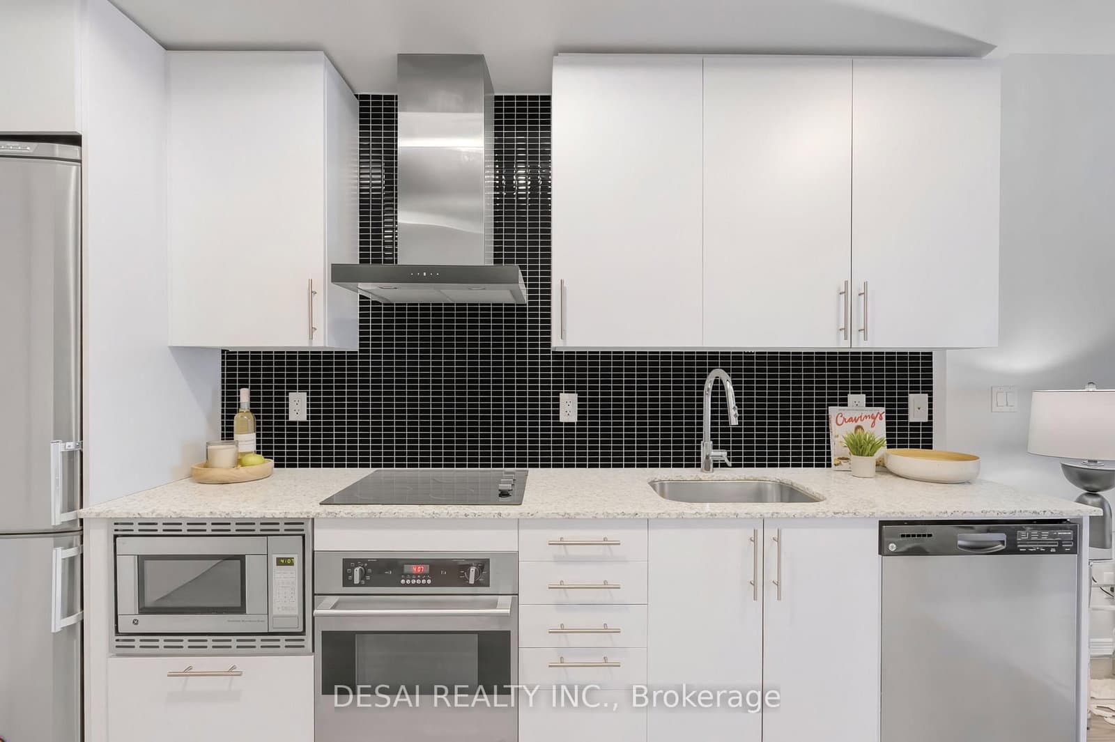 352 Front Street W, Unit 2321 thumbnail 3