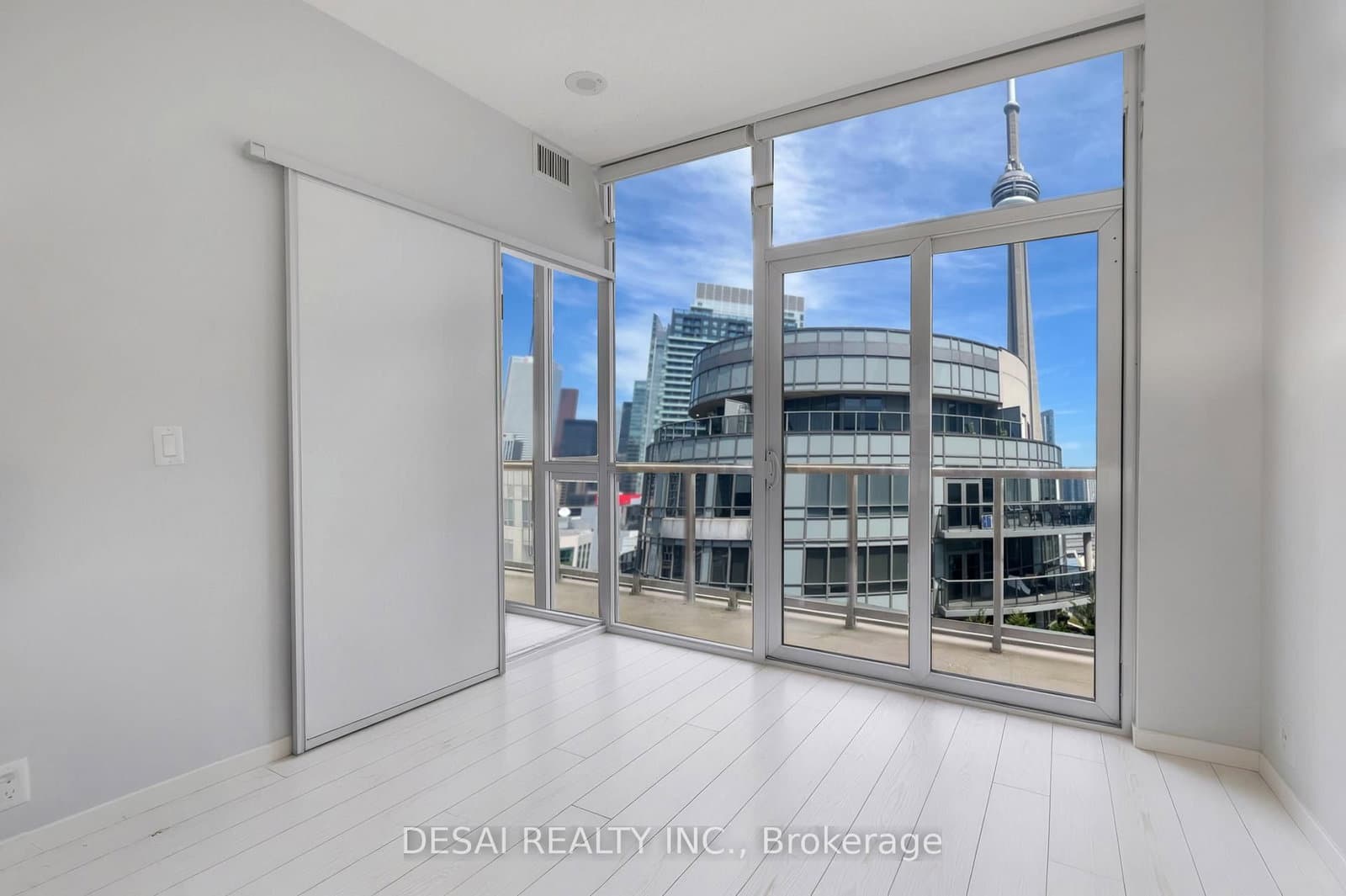 352 Front Street W, Unit 2321 thumbnail 6