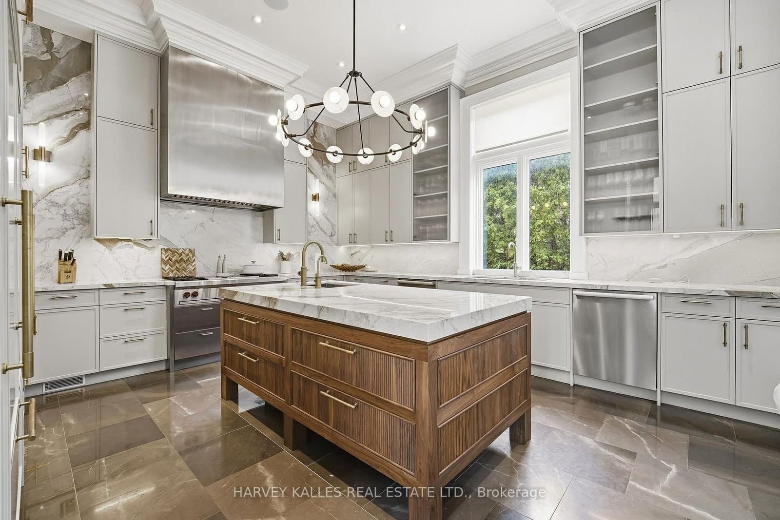 139 Dunvegan Road thumbnail 9