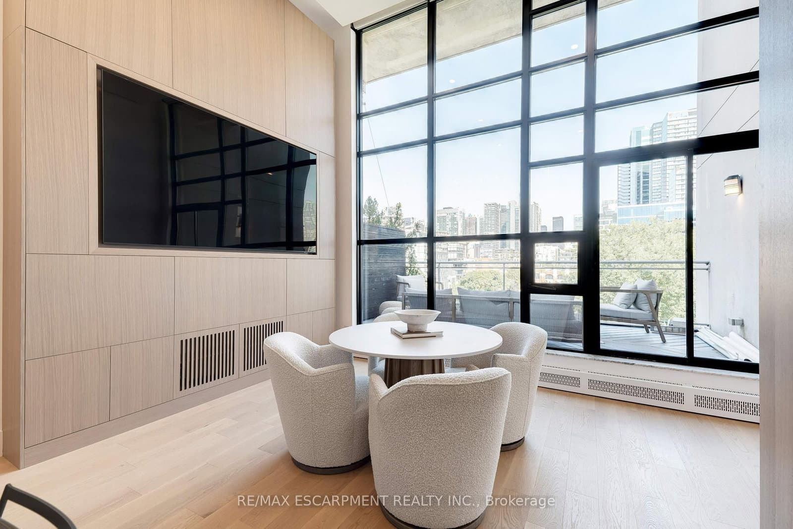 20 Niagara Street, Unit PH1 thumbnail 18
