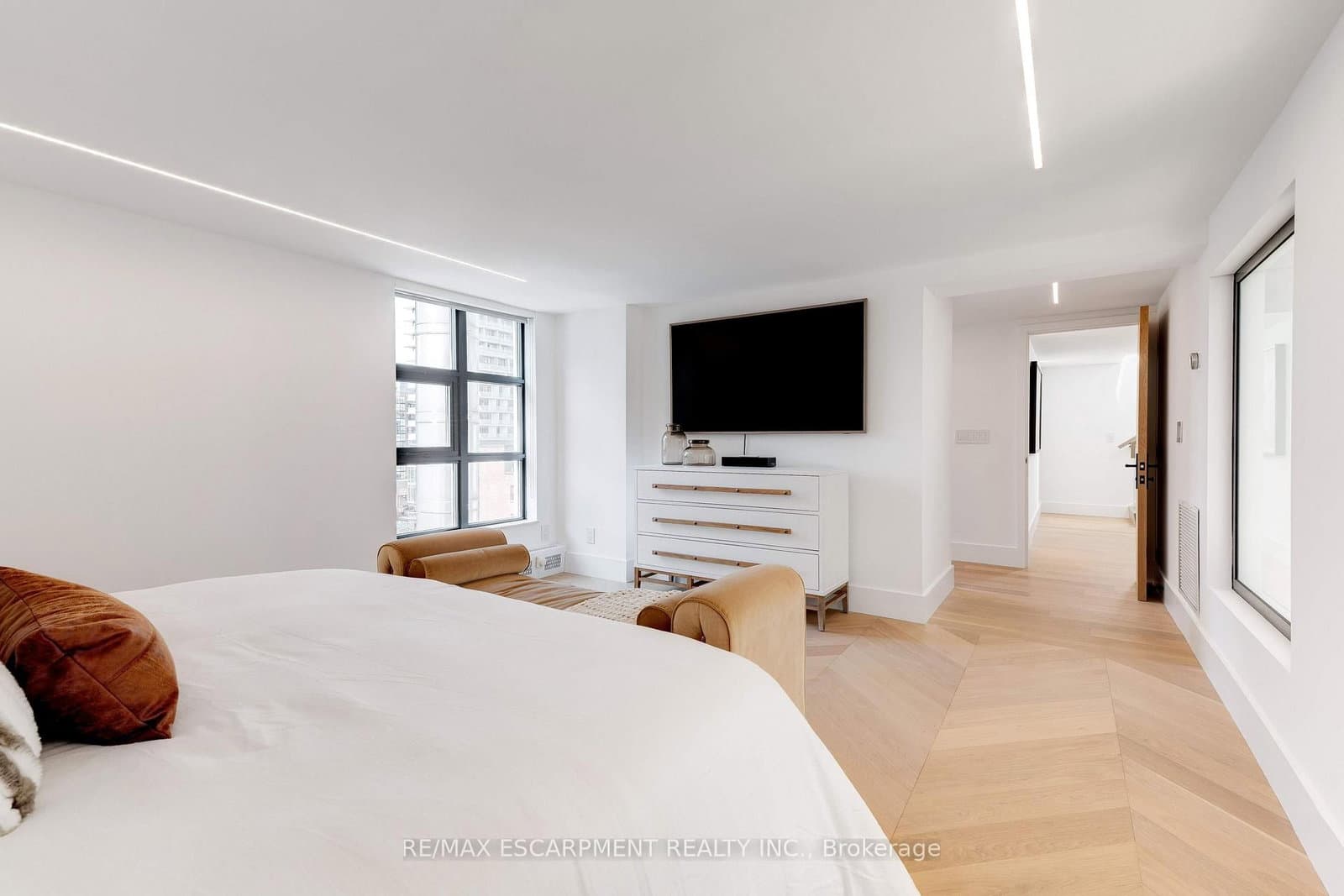 20 Niagara Street, Unit PH1 thumbnail 29