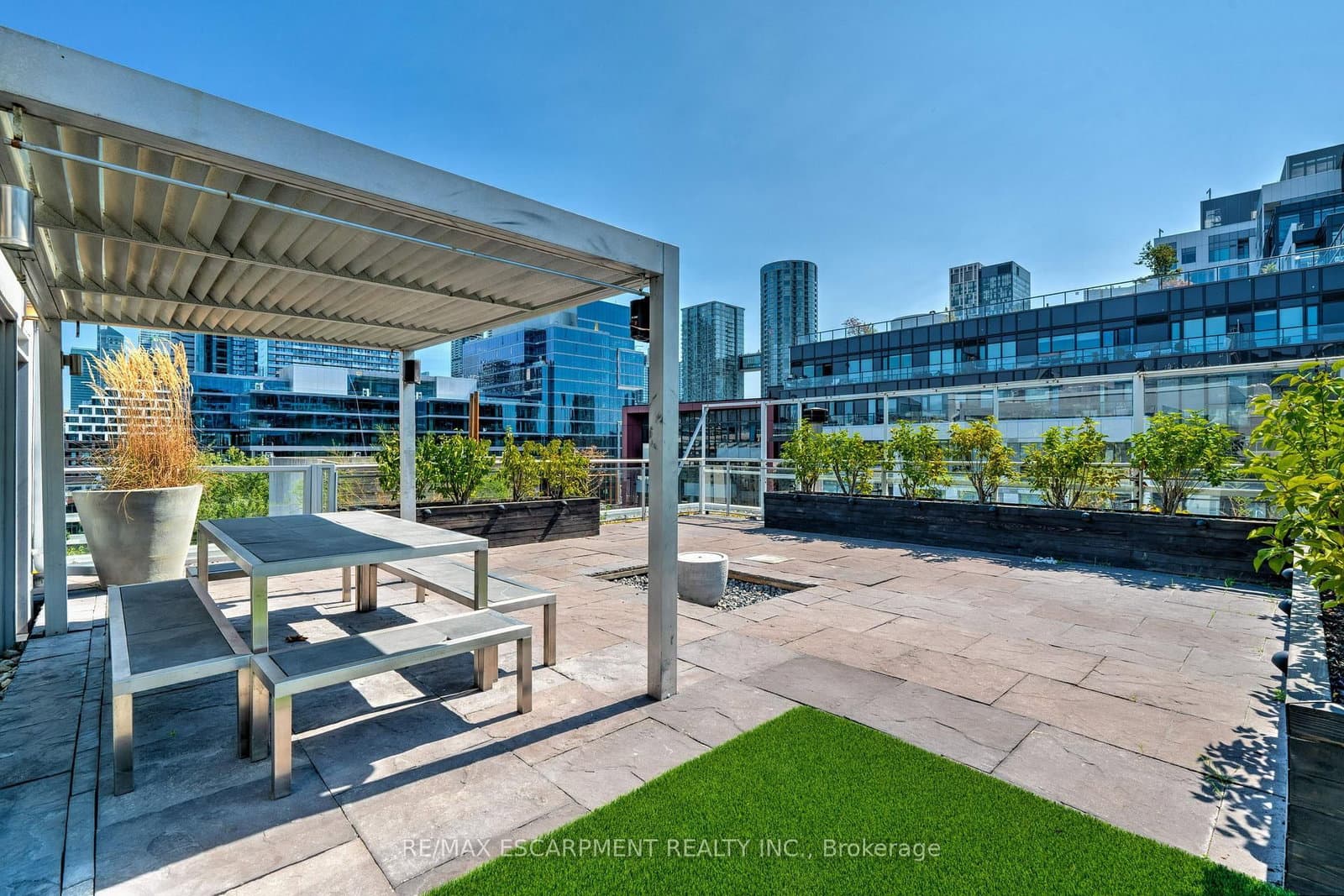 20 Niagara Street, Unit PH1 thumbnail 37