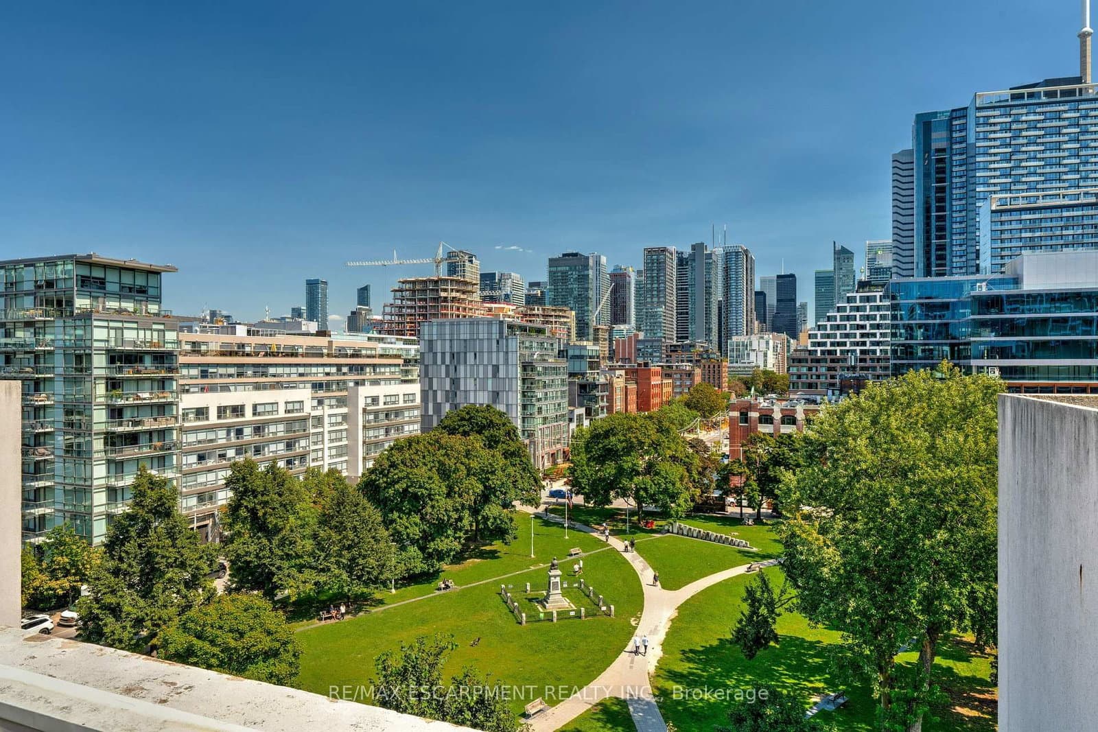 20 Niagara Street, Unit PH1 thumbnail 39