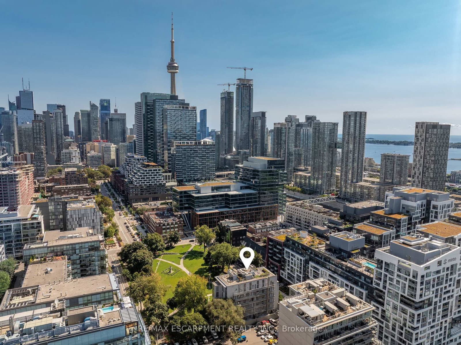 20 Niagara Street, Unit PH1 thumbnail 40