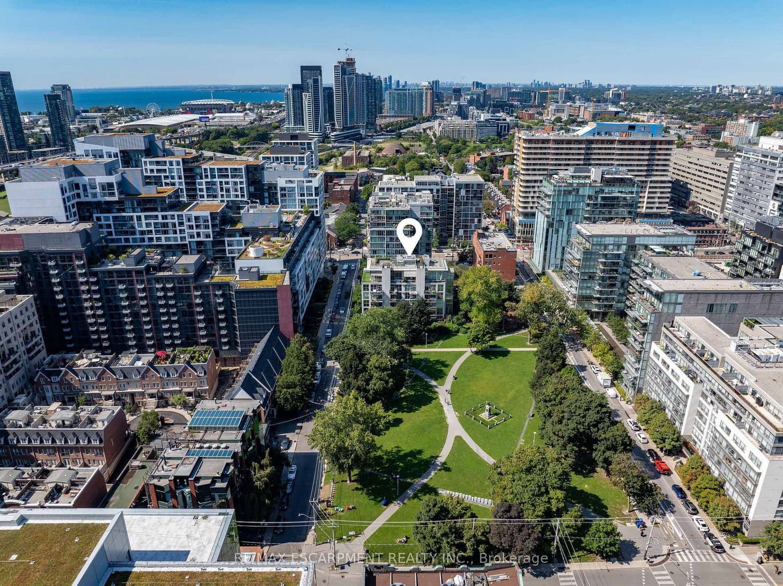 20 Niagara Street, Unit PH1 thumbnail 42