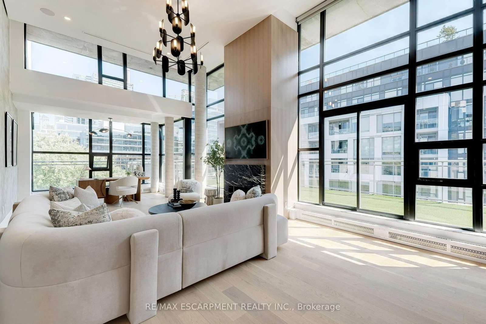 20 Niagara Street, Unit PH1 thumbnail 5