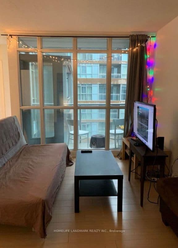 15 Iceboat Terrace, Unit 631 thumbnail 4
