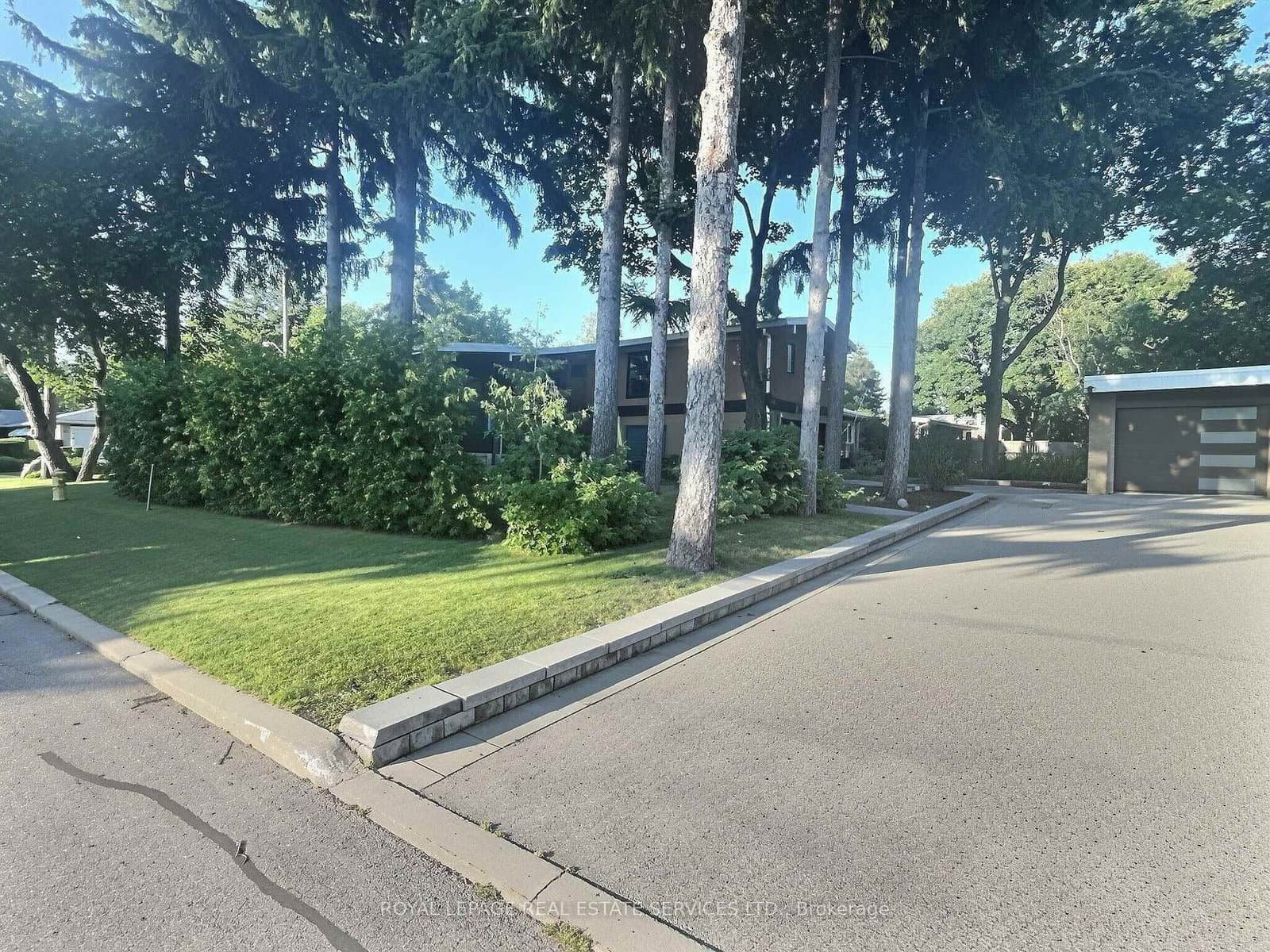 33 Blue Forest Drive thumbnail 38
