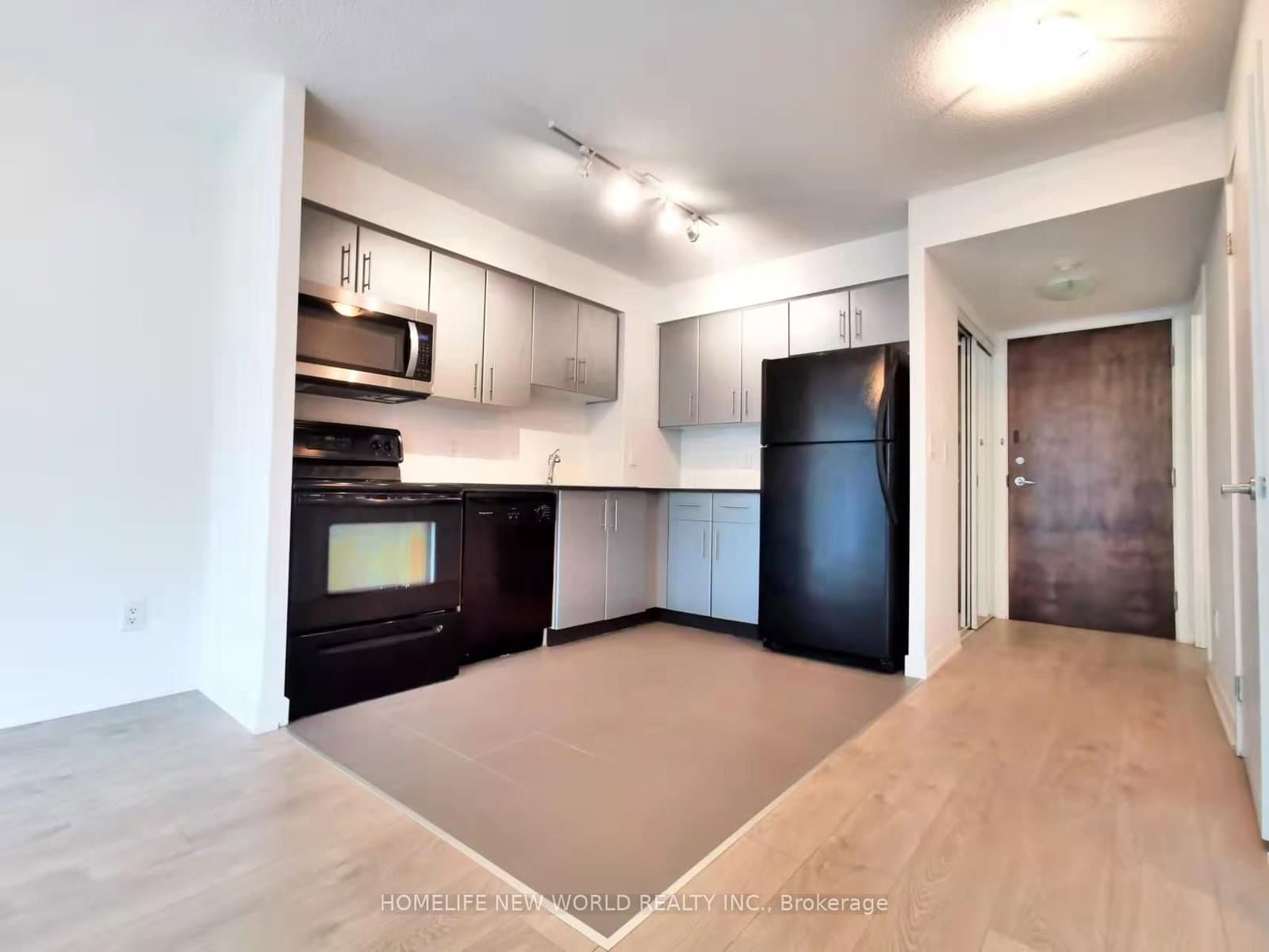 12 Yonge Street, Unit 1709 thumbnail 8
