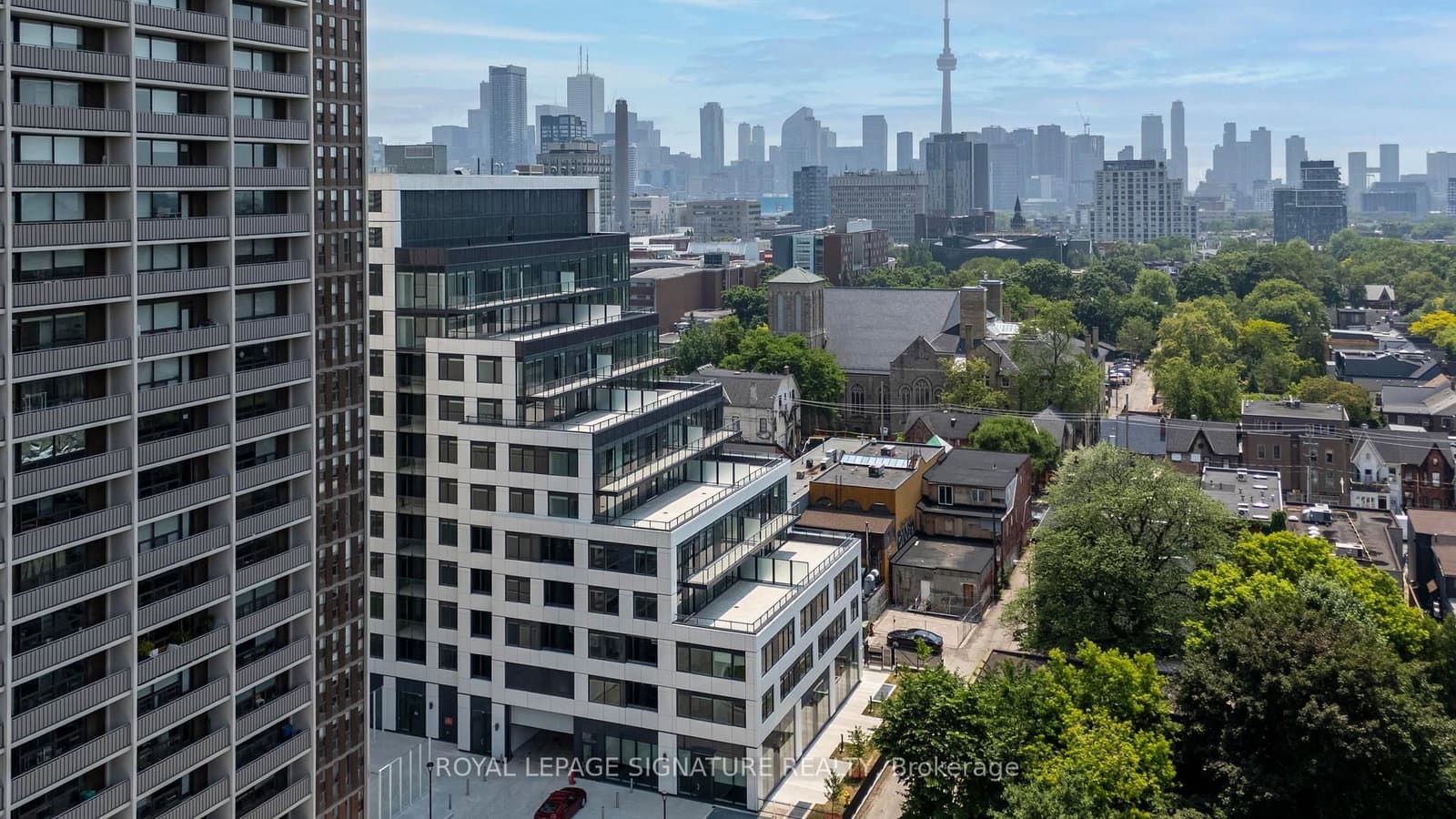 664 Spadina Avenue, Unit 404 thumbnail 14