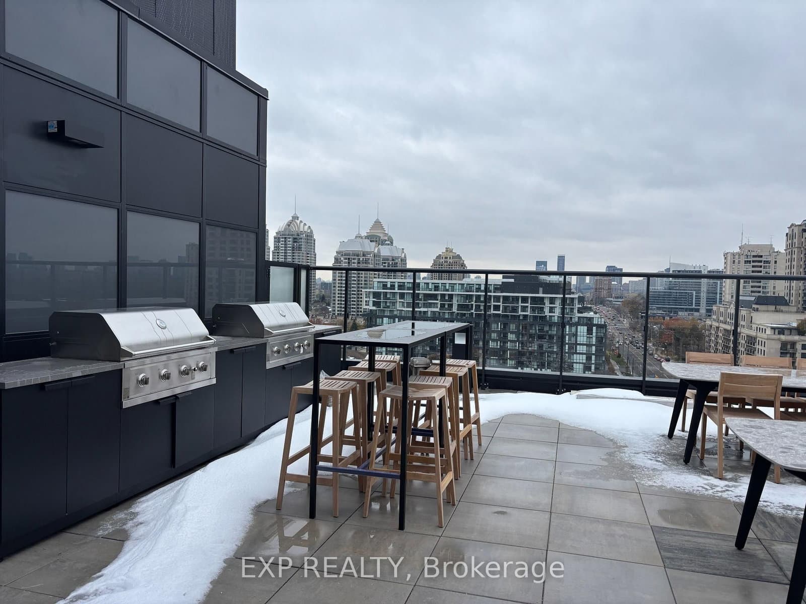 699 Sheppard Avenue E, Unit 907 thumbnail 9