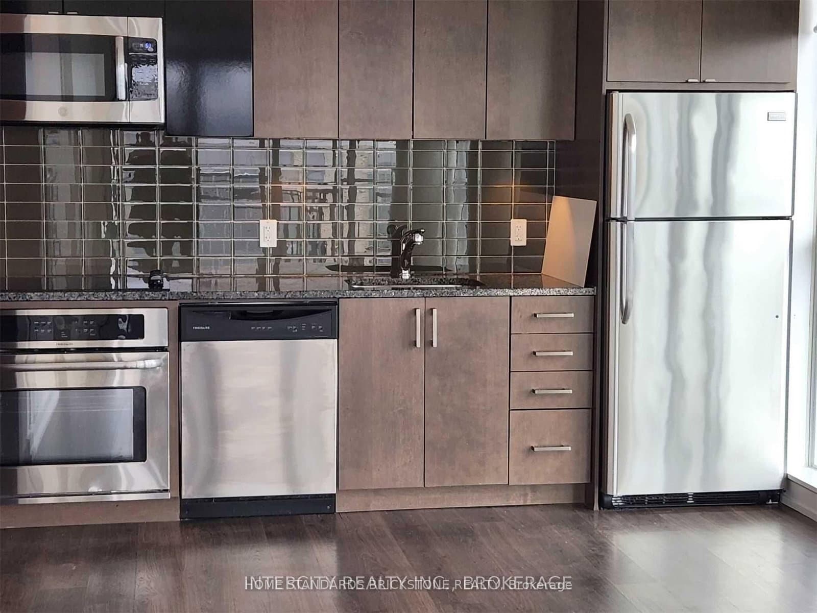 89 Dunfield Avenue, Unit 1707 thumbnail 7