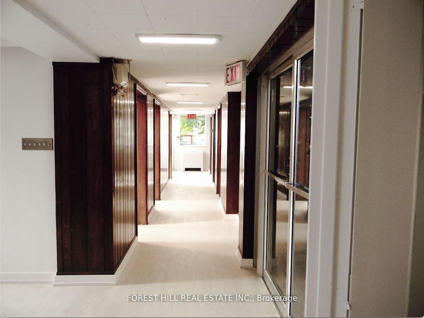 226 Bathurst Street, Unit 200 thumbnail 3
