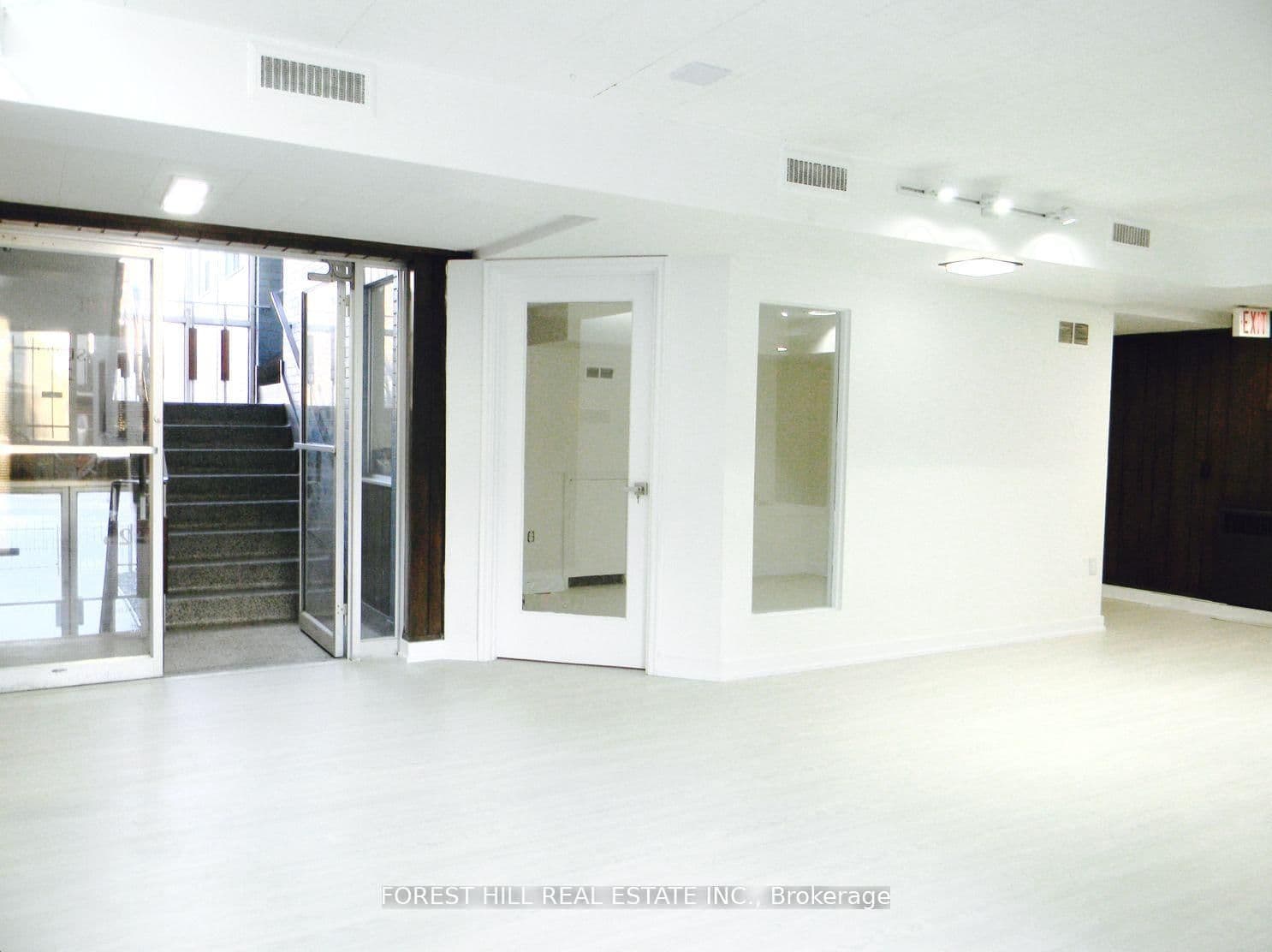 226 Bathurst Street, Unit 200 thumbnail 7