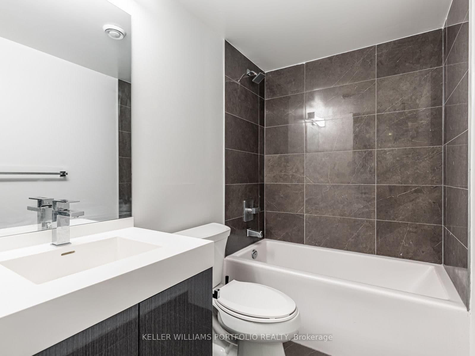 251 Jarvis Street, Unit 1633 thumbnail 16
