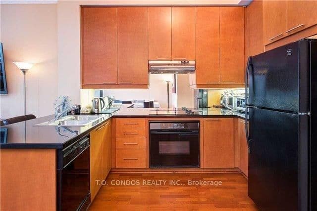 1121 Bay Street, Unit 2001 thumbnail 9