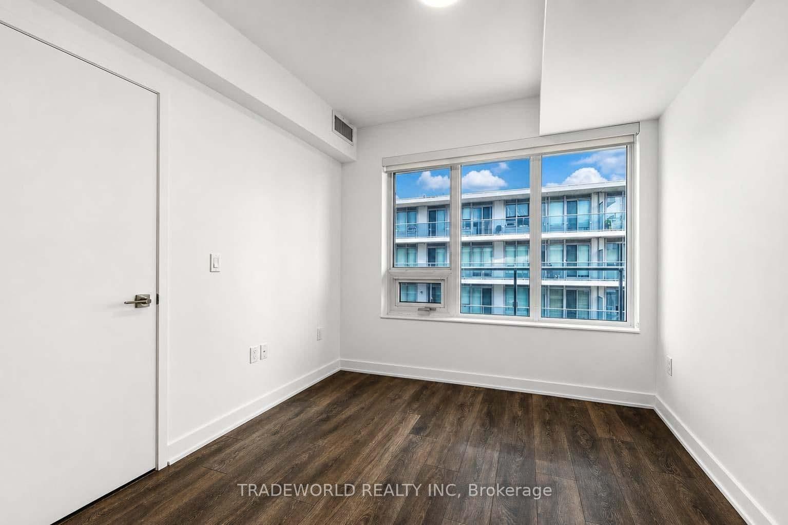 99 Broadway Avenue, Unit 2308 thumbnail 19