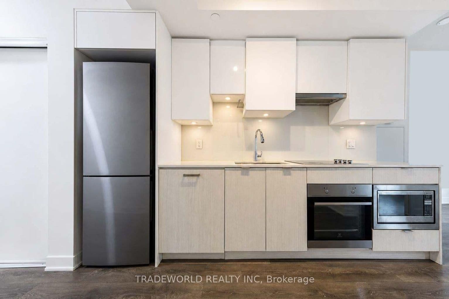 99 Broadway Avenue, Unit 2308 thumbnail 9