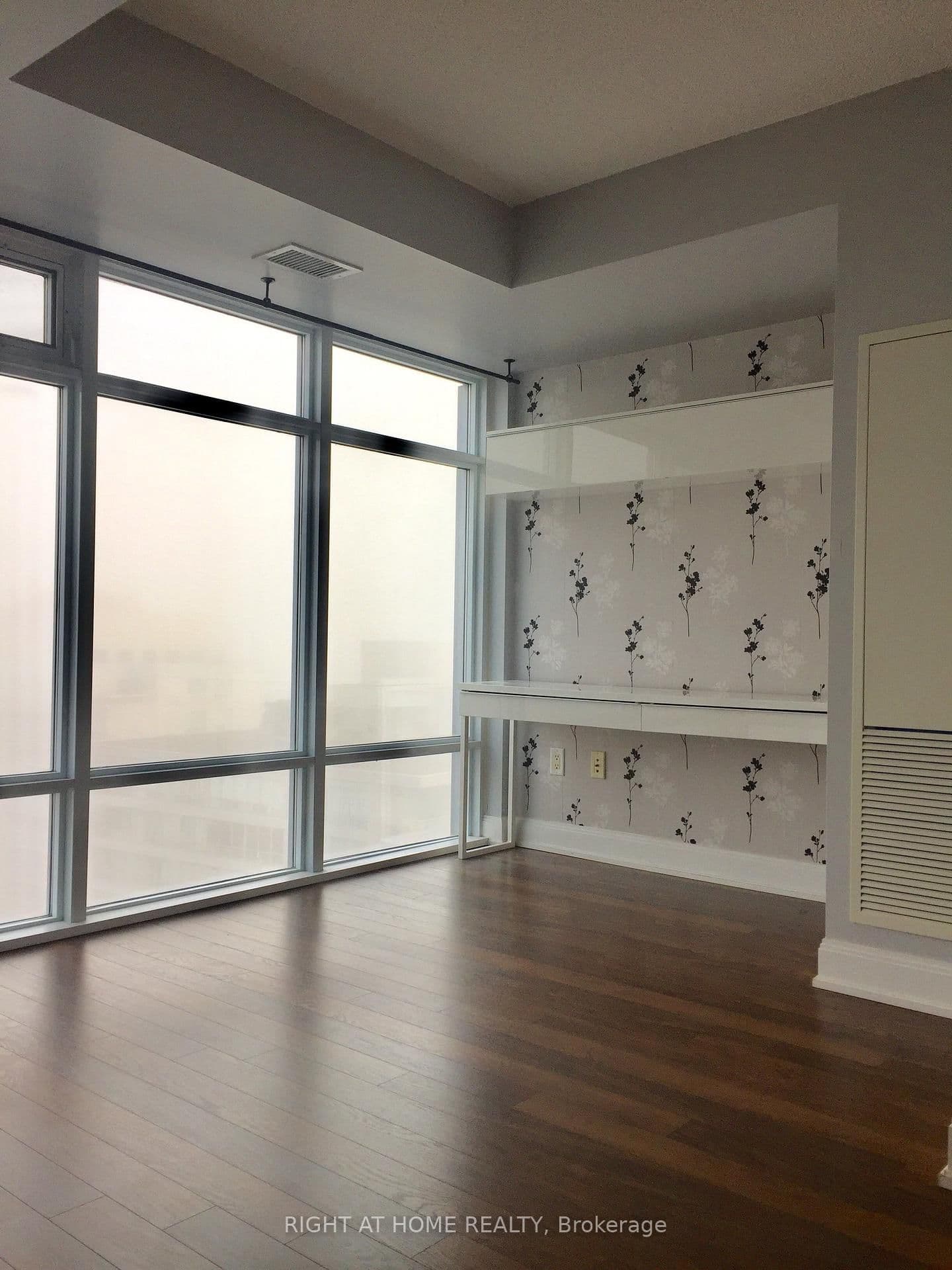 2191 Yonge Street, Unit 2010 thumbnail 8