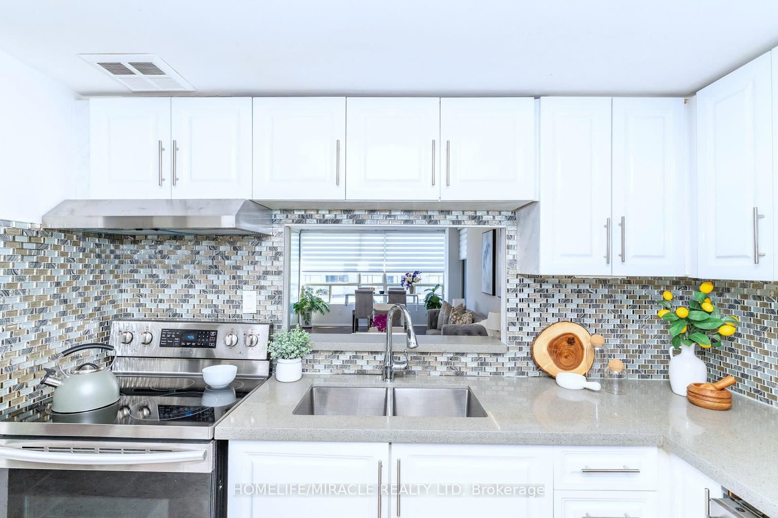 5785 Yonge Street, Unit 306 thumbnail 10