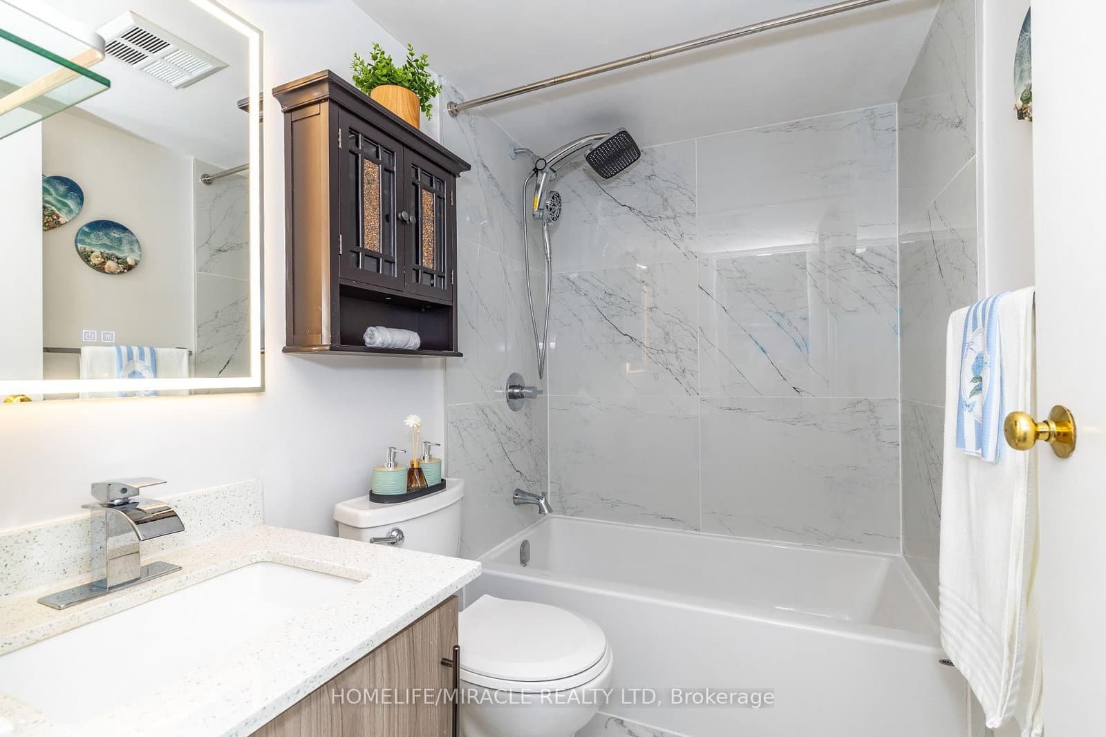 5785 Yonge Street, Unit 306 thumbnail 27