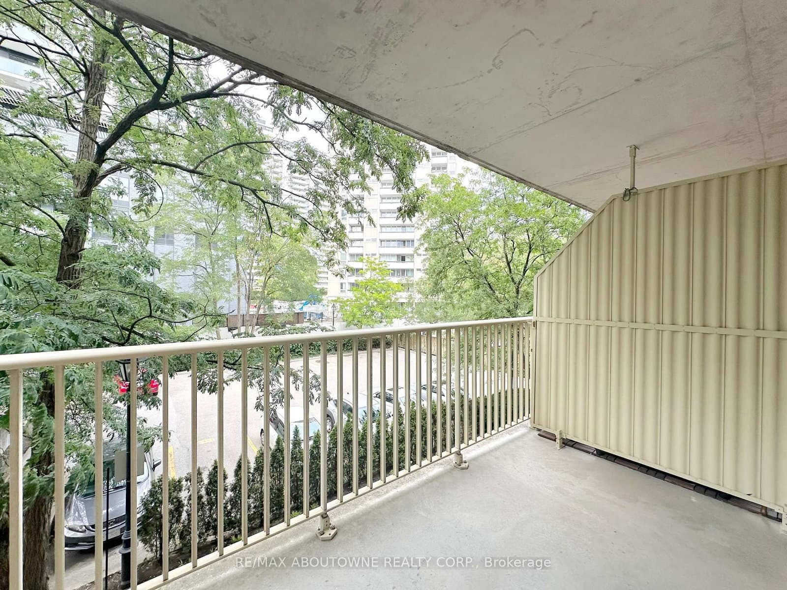 268 Merton Street, Unit 205 thumbnail 13