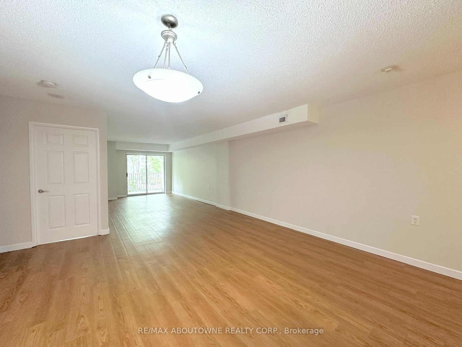 268 Merton Street, Unit 205 thumbnail 4
