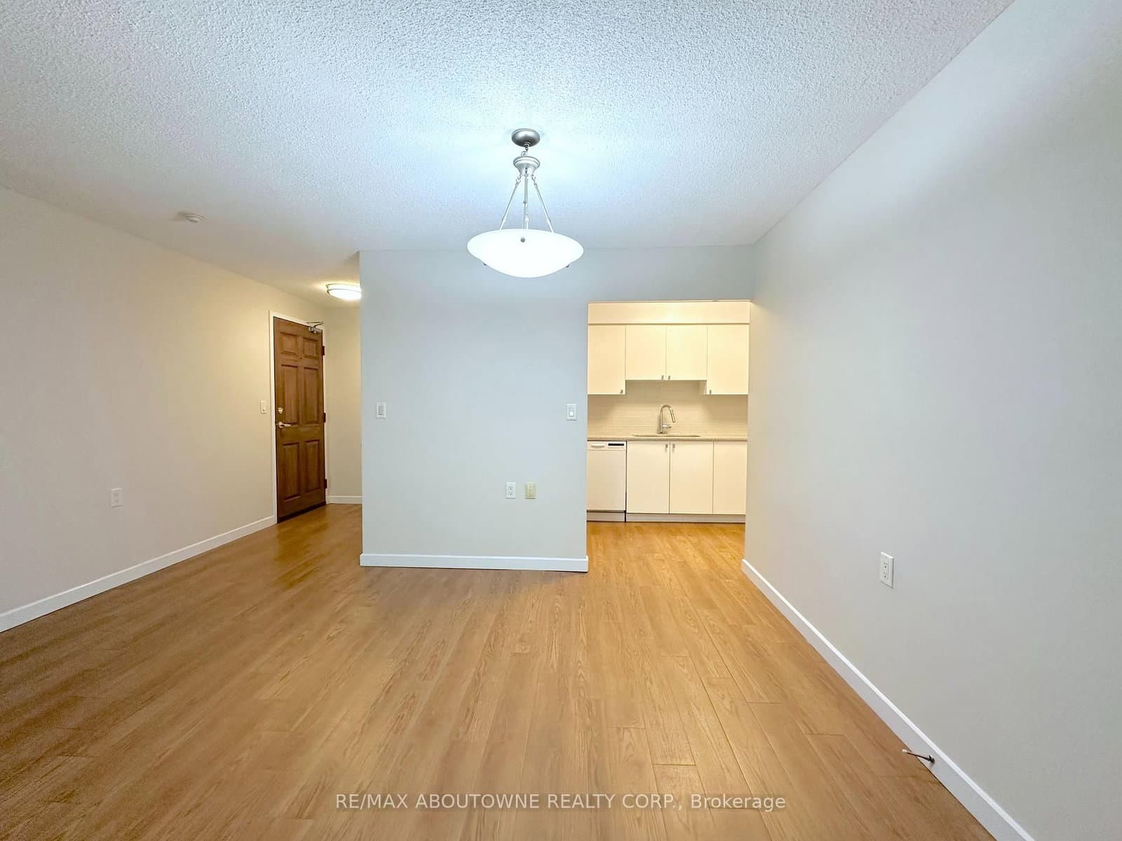 268 Merton Street, Unit 205 thumbnail 5