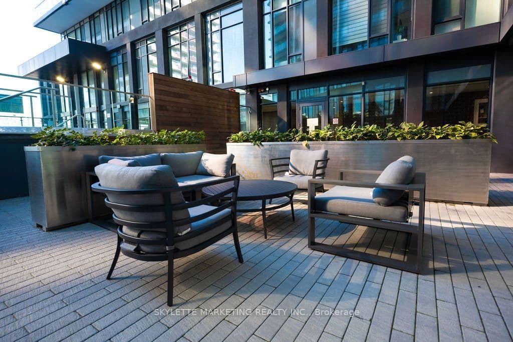 50 Power Street, Unit 424 thumbnail 17