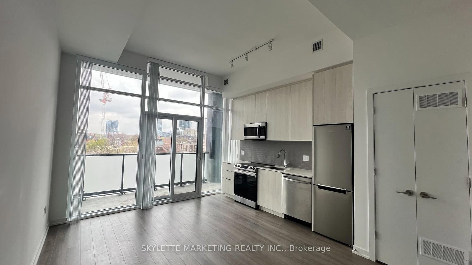 50 Power Street, Unit 424 thumbnail 3