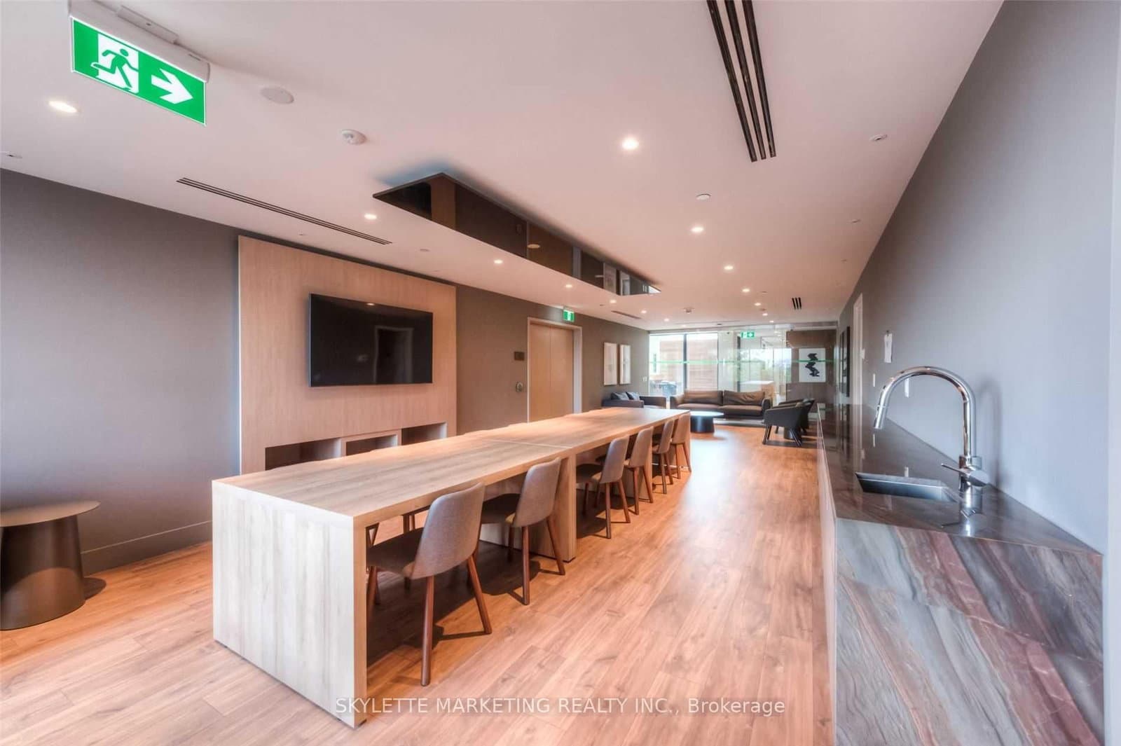 50 Power Street, Unit 424 thumbnail 31