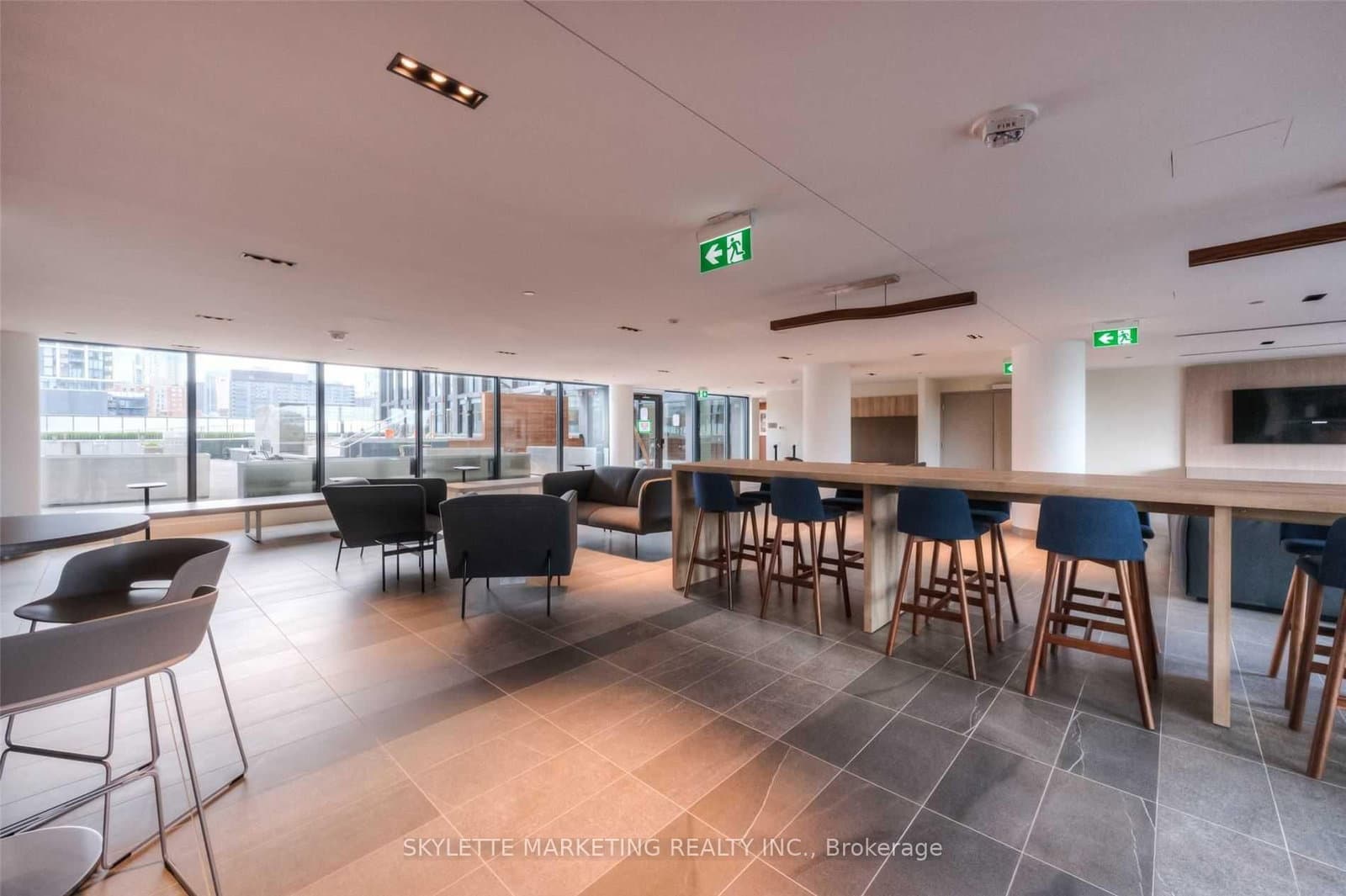 50 Power Street, Unit 424 thumbnail 33