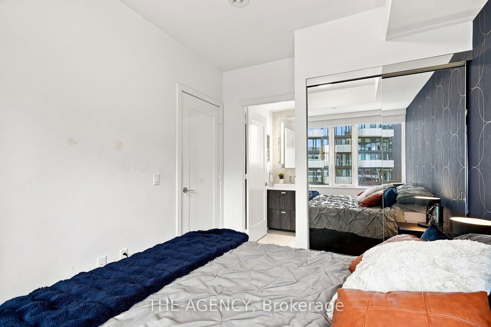 470 Front Street, Unit 907 thumbnail 17