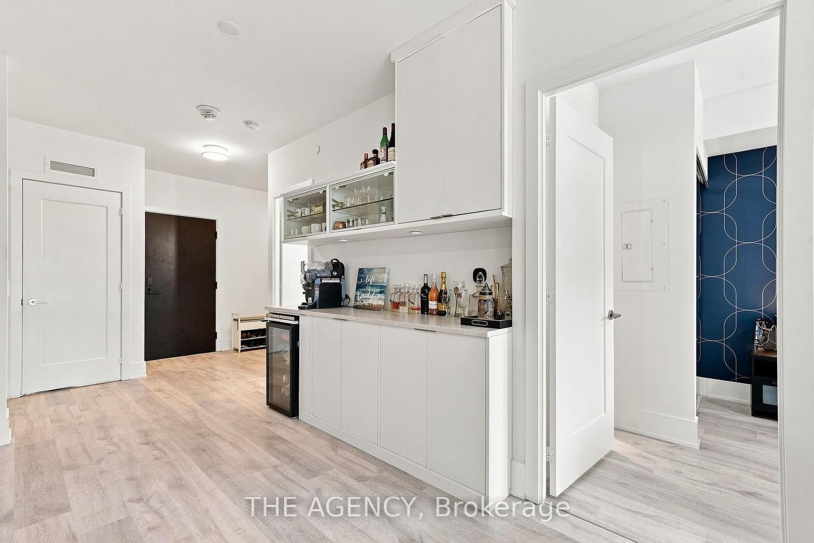 470 Front Street, Unit 907 thumbnail 9