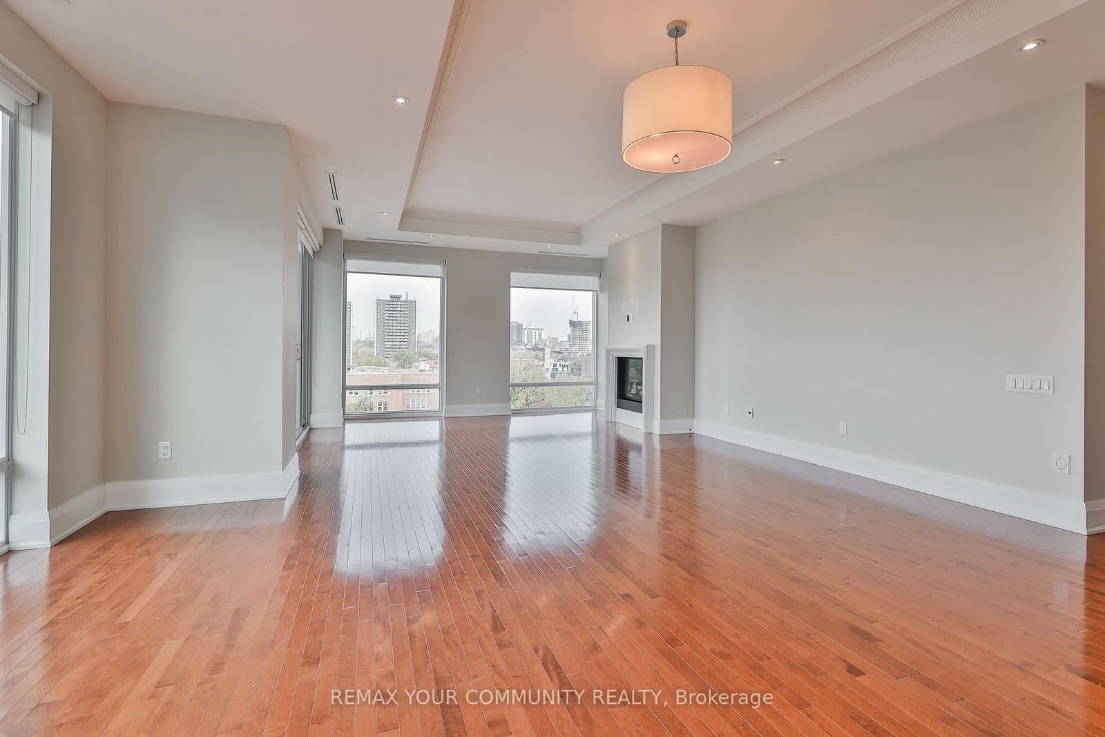 80 Yorkville Avenue, Unit 802 thumbnail 16