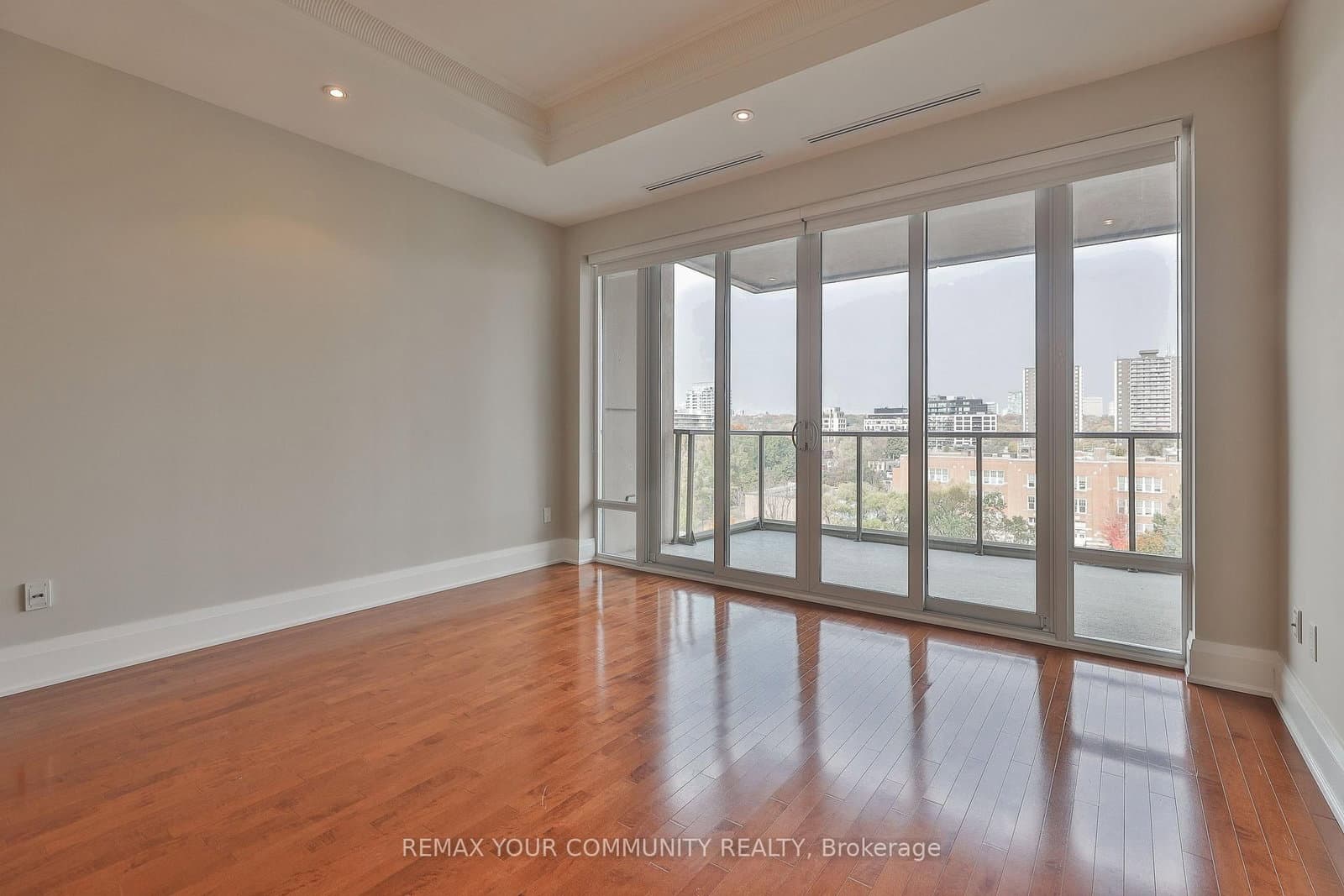 80 Yorkville Avenue, Unit 802 thumbnail 23