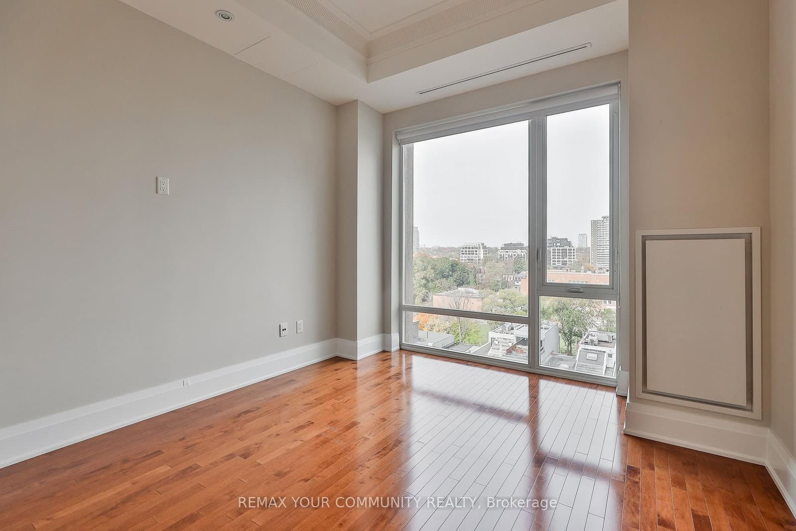 80 Yorkville Avenue, Unit 802 thumbnail 24