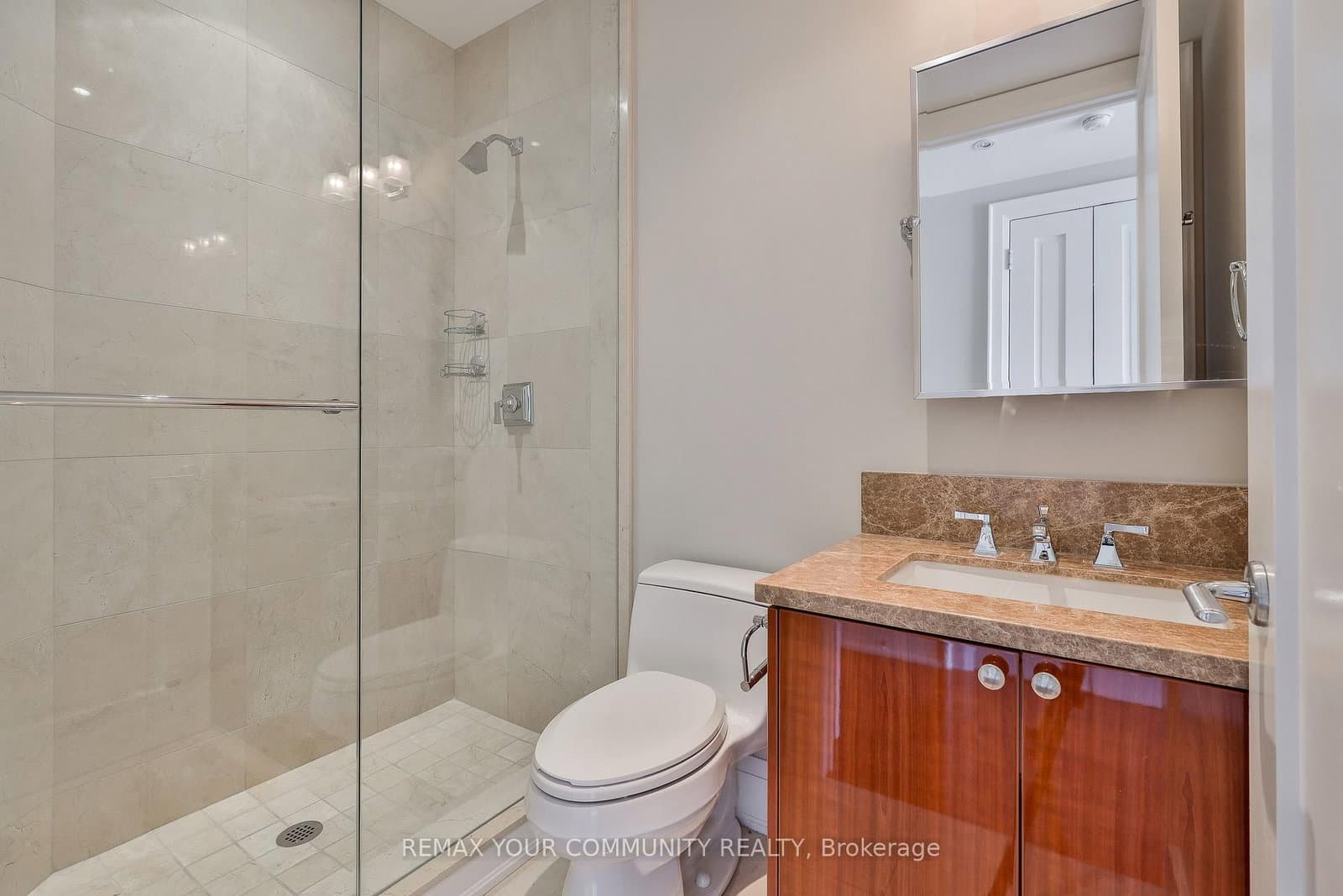 80 Yorkville Avenue, Unit 802 thumbnail 27