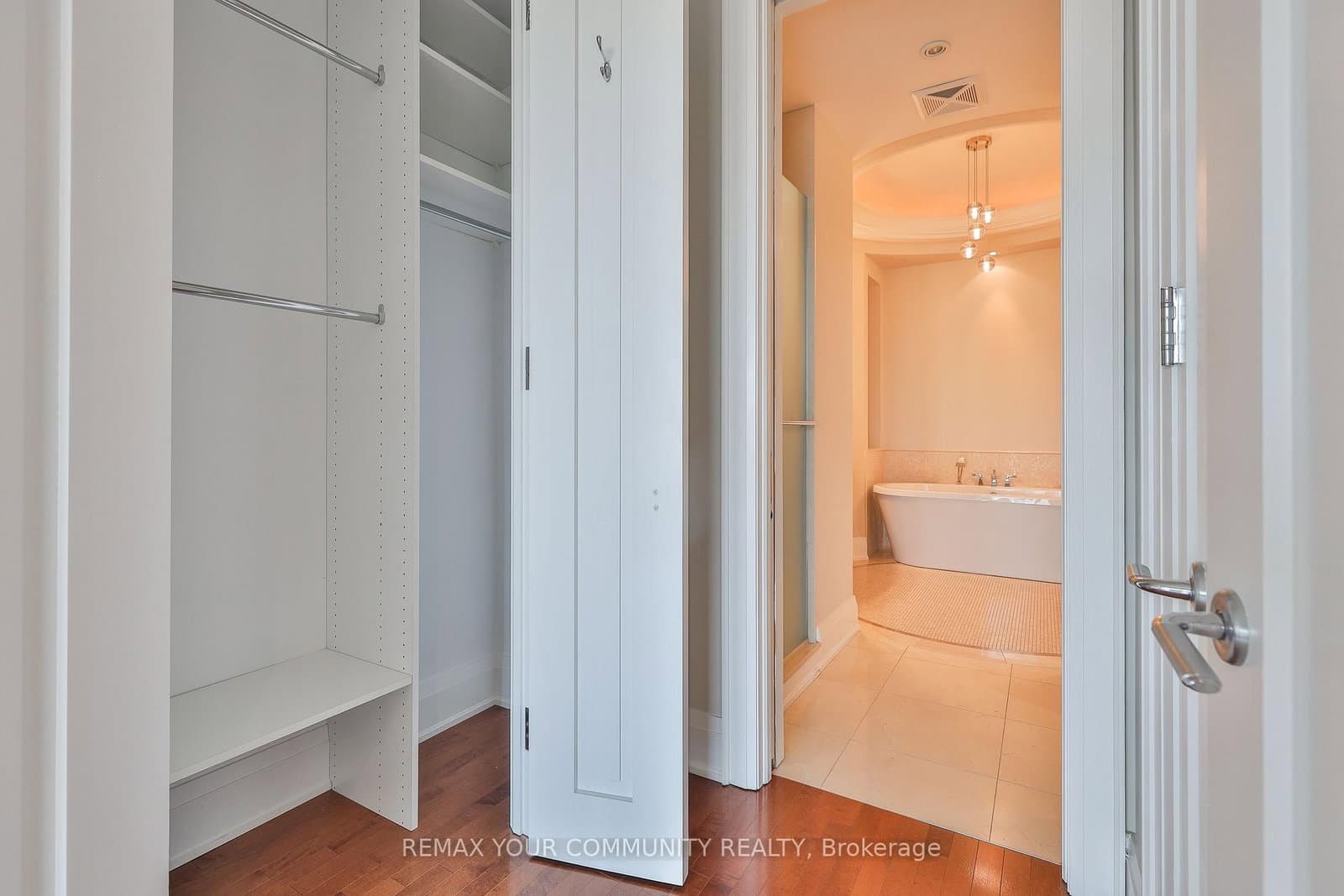 80 Yorkville Avenue, Unit 802 thumbnail 34