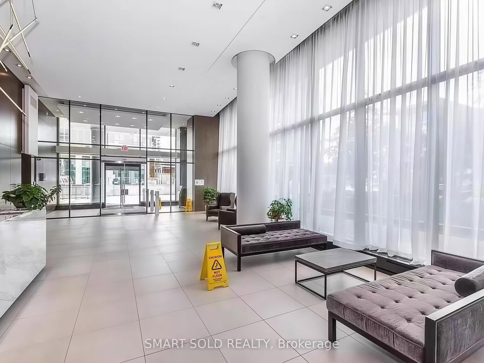 121 Mcmahon Drive, Unit 3208 thumbnail 13