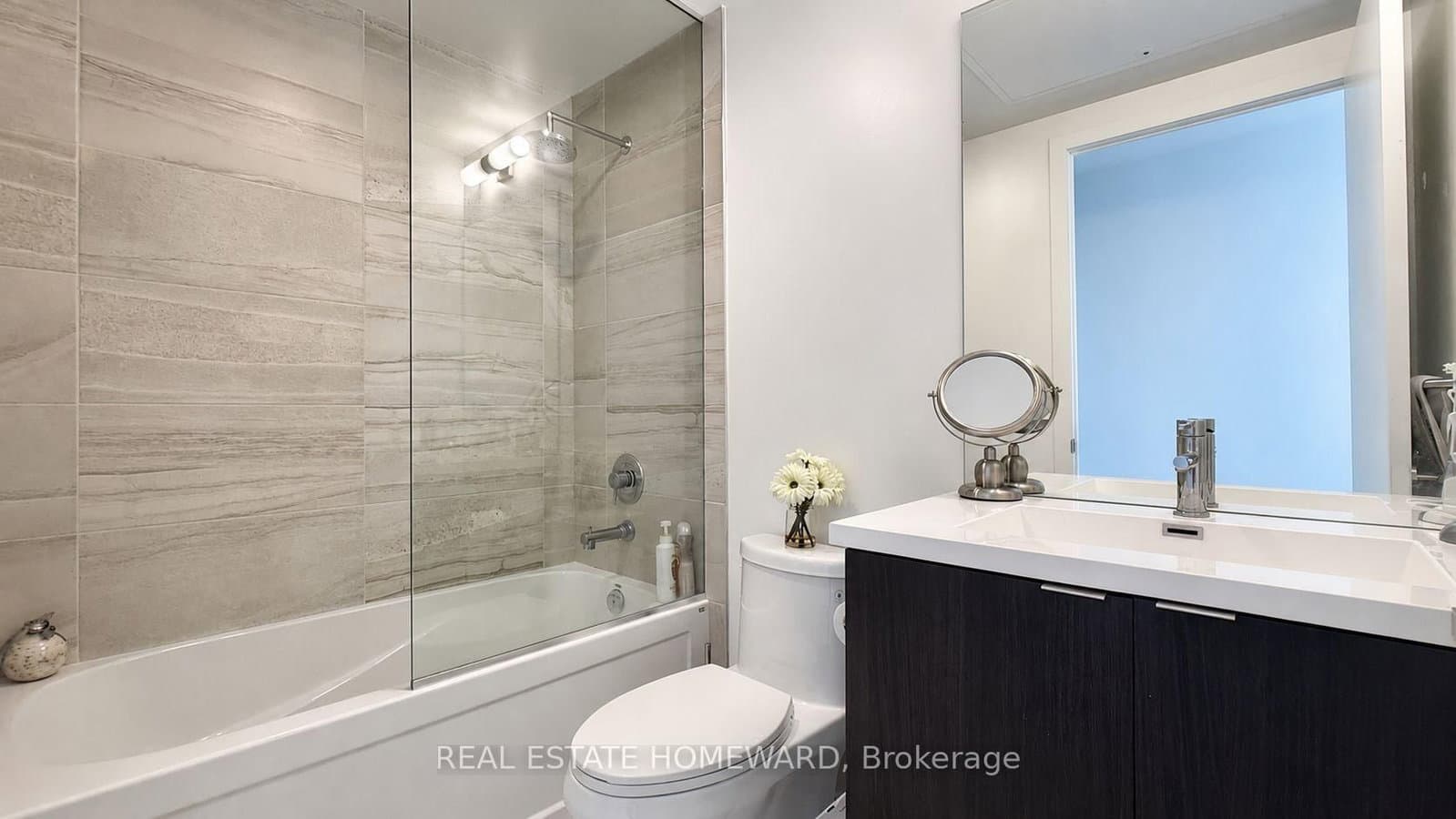 138 Downes Street, Unit 6506 thumbnail 18
