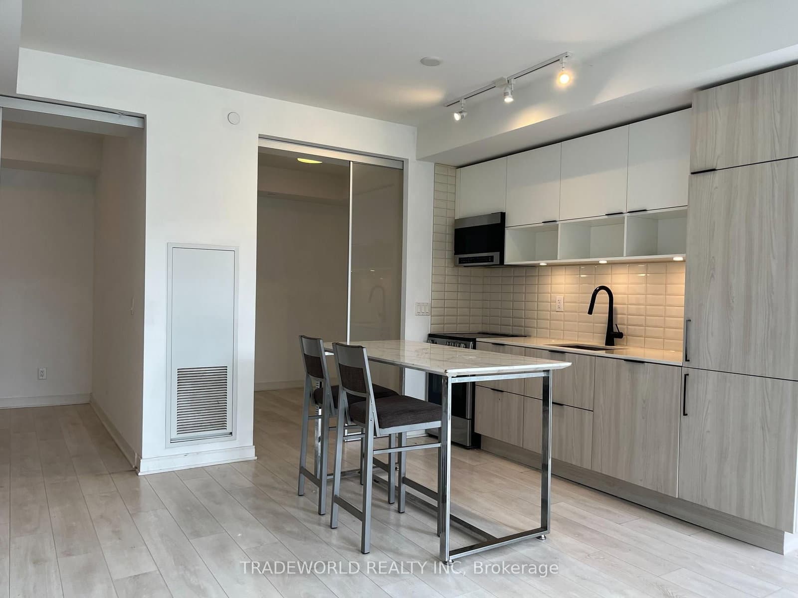 180 Mill Street, Unit S512 thumbnail 3