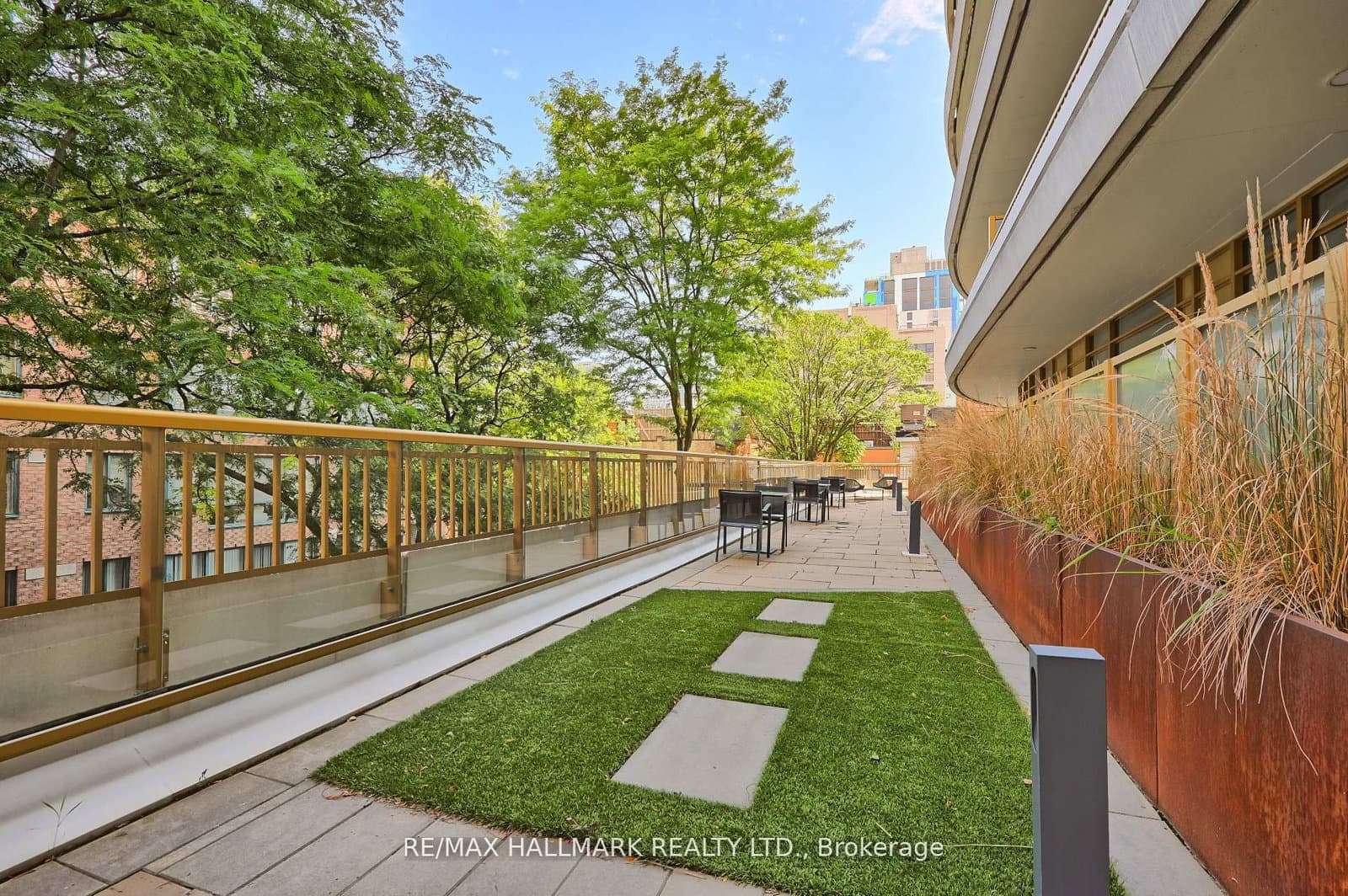 151 Avenue Road, Unit 601 thumbnail 35