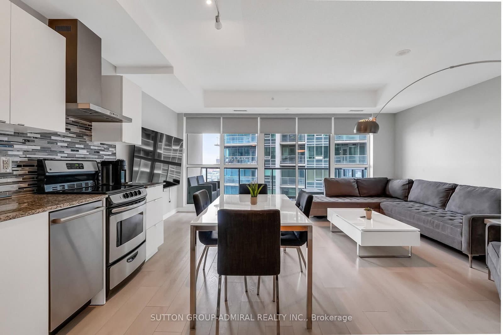 51 East Liberty Street, Unit 1315 thumbnail 11