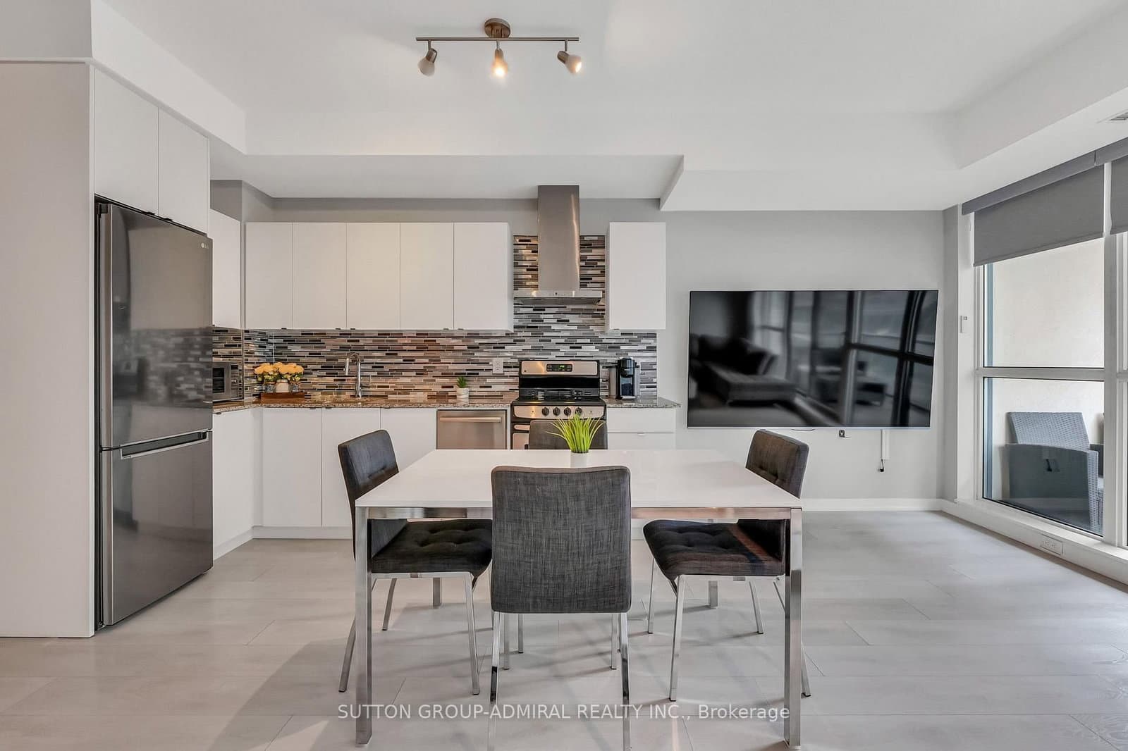 51 East Liberty Street, Unit 1315 thumbnail 12