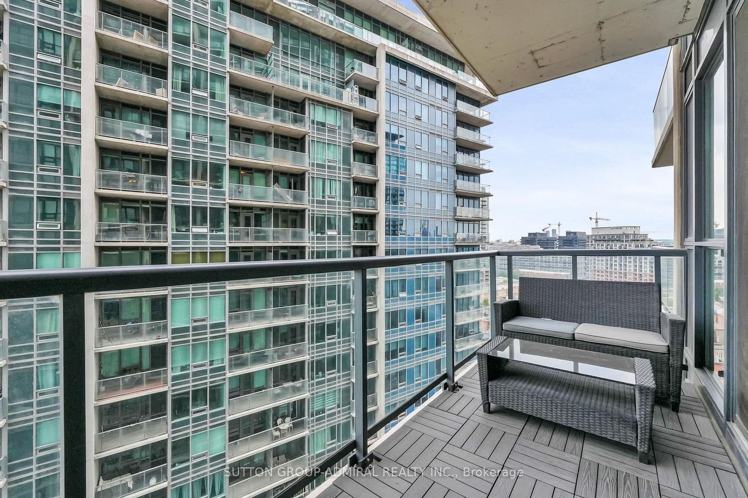 51 East Liberty Street, Unit 1315 thumbnail 17