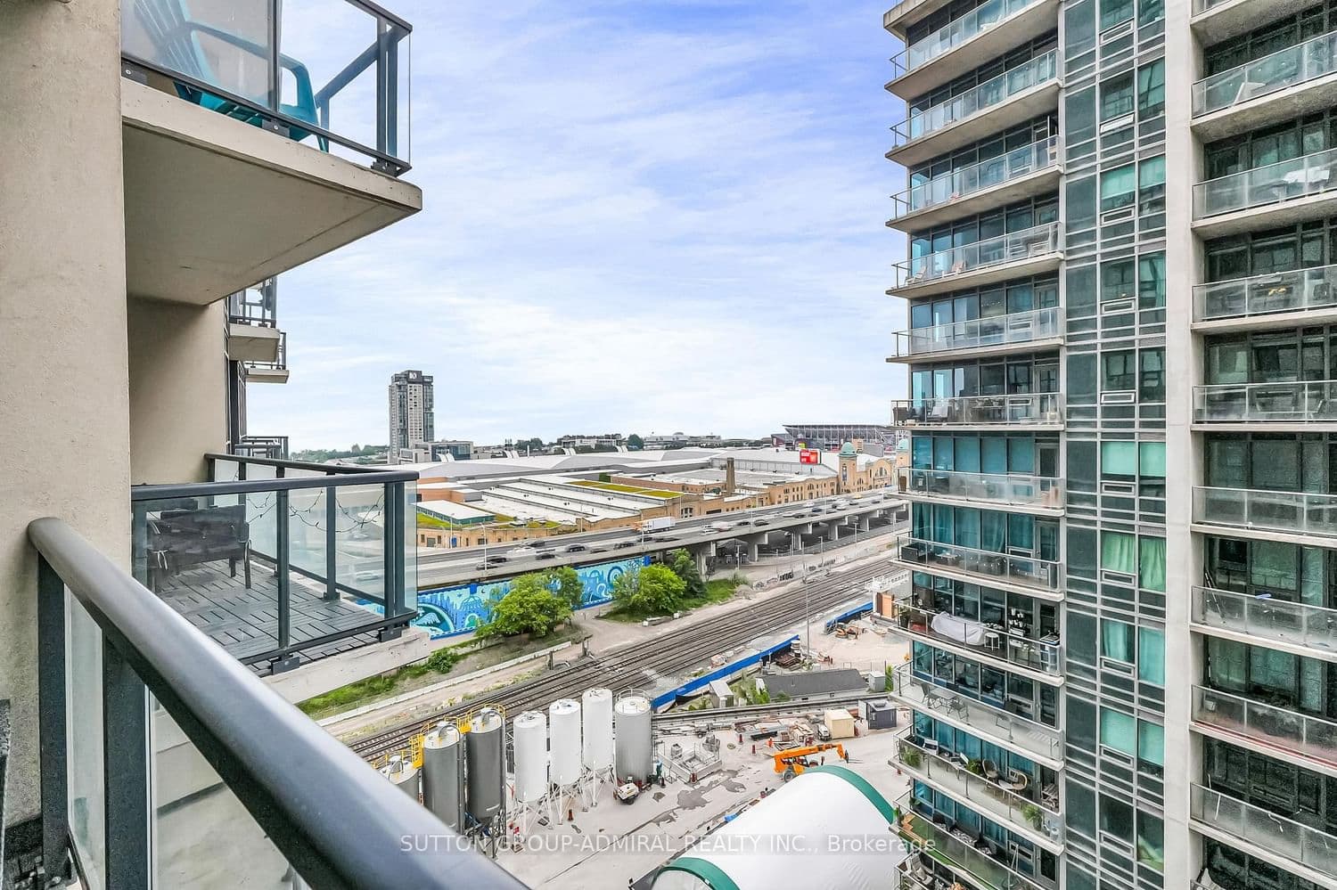 51 East Liberty Street, Unit 1315 thumbnail 19