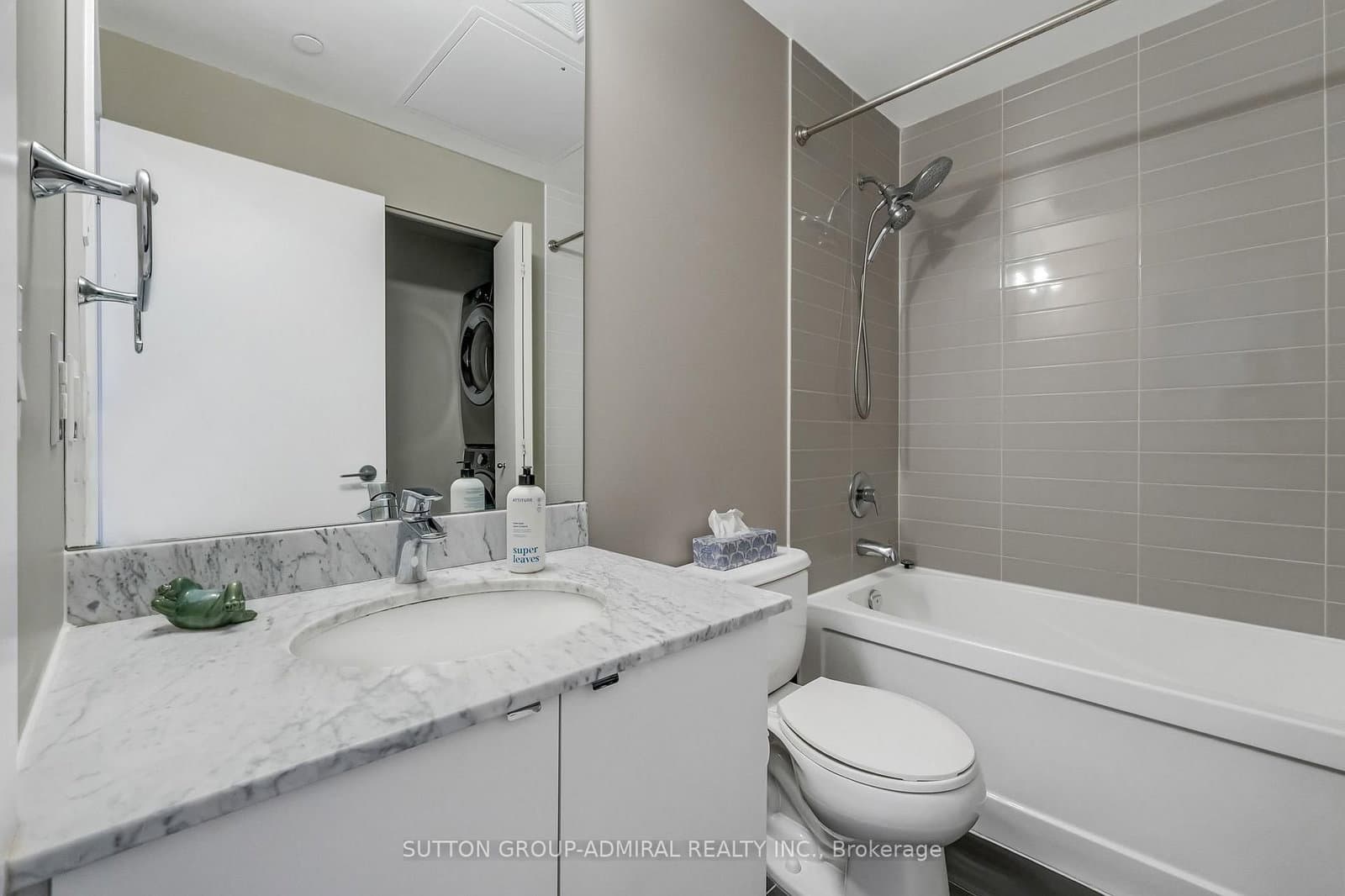 51 East Liberty Street, Unit 1315 thumbnail 5