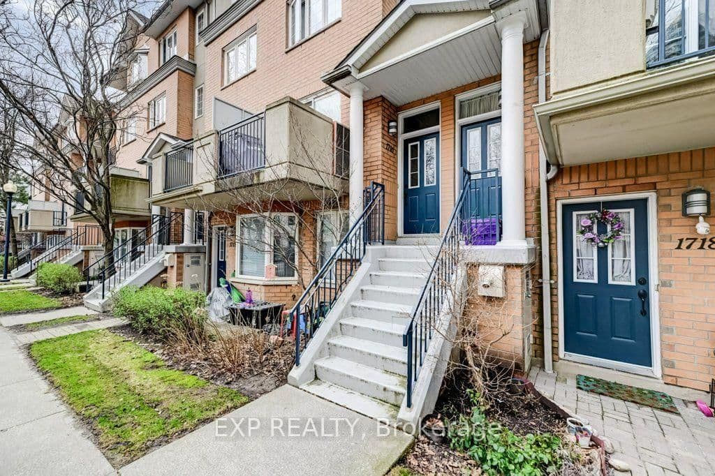 #1716 - 28 Sommerset Way
