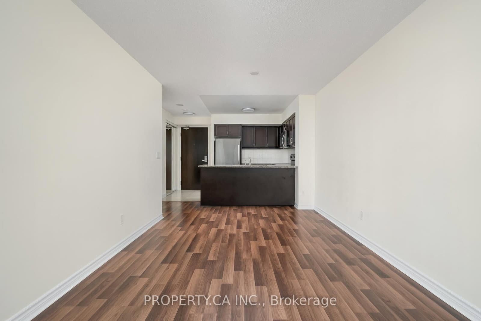 25 Lower Simcoe Street, Unit 803 thumbnail 21